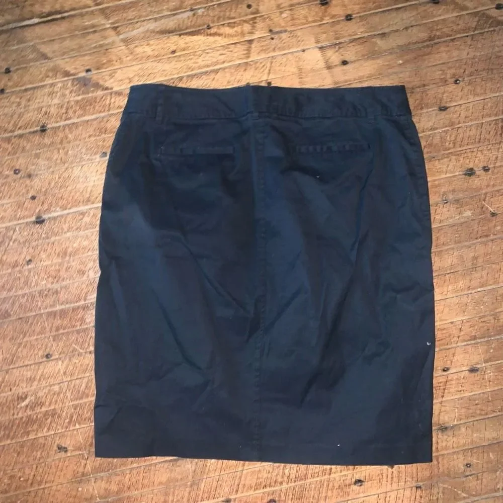 Lane Bryant black front slit size 16 stretchy pencil skirt